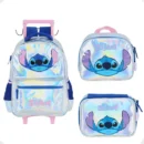 KIT MOCHILA COM RODAS STITCH HOLOGRAFICA PRATA E AZUL LUXCEL (IC41682SC1500UN) | LUXCEL