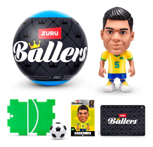 BONECO SURPRESA BALLERS COPA DO MUNDO FIFA 2026 (77015) | ZURU