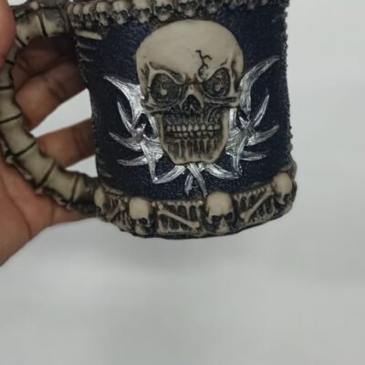 CANECA RESINA - CAVEIRA PRETA | BRASFOOT